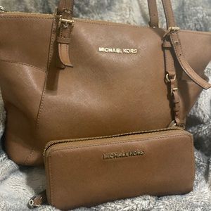 Authentic Michael Kors Purse and Wallet